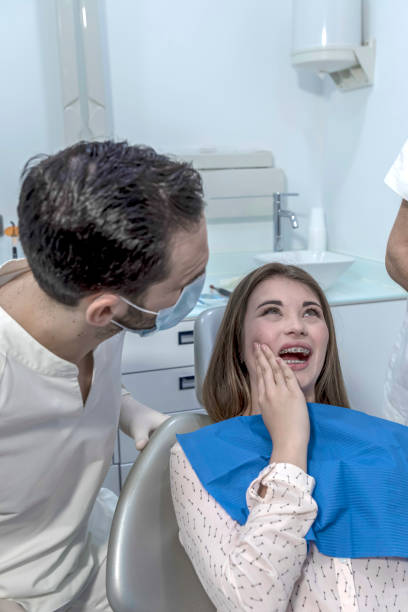 Best Weekend Emergency Dental Services in Bogata, TX